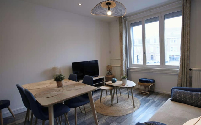 La Maison Citadine Garage Wifi Lavelinge 4pers