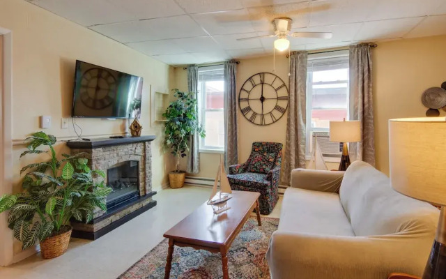 Balcony + Scenic Views: Chautauqua Lake Retreat