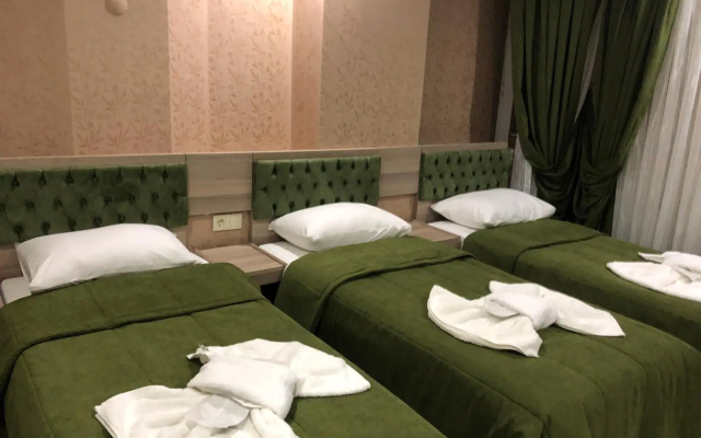 Kaya Madrid Hotel