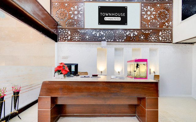 Super Townhouse Narayanaguda Metro Station Formerly Hotel Anshu Grand