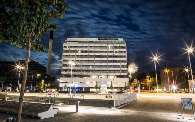 Отель First Hotel Atlantic Дания, Орхус - отзывы, цены и фото номеров - забронировать отель First Hotel Atlantic онлайн вид на фасад