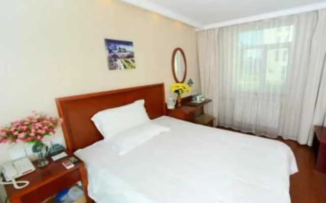 GreenTreeInn BeiJingYiZhuang WanYuanRd MetroStation Hotel