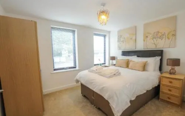 Midland Way Apartments by Your Stay