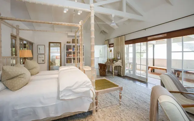 Akademie Street Boutique Hotel