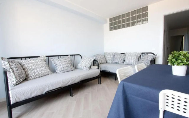 Apartment Avion