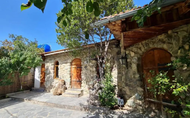Отель Safari House Tbilisi - Wine & Family