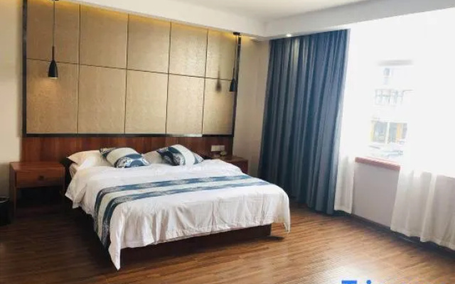 Mengyin Shengshi Hotel