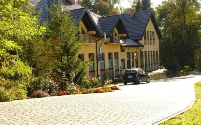 Zajazd Pod Lipą