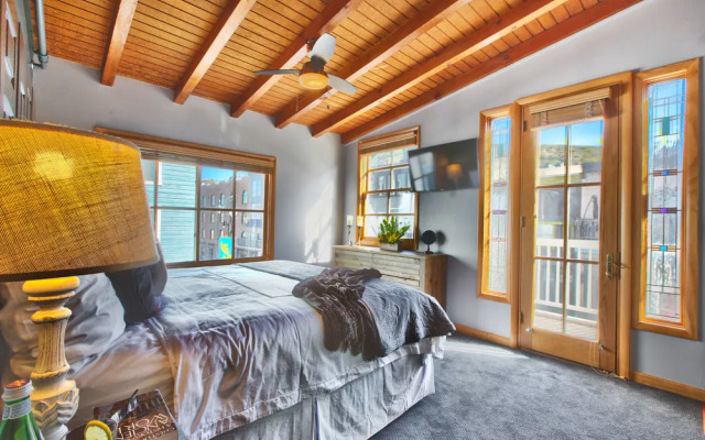 Heretic Condos Park City