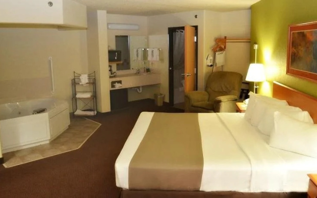 Fossil Creek Hotel And Suites