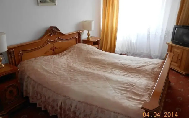 Hotel Cetate