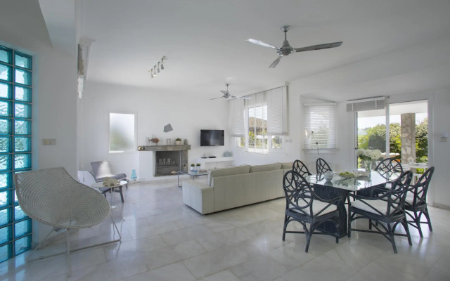 Mazeri in Protaras With 5 Bedrooms and 4 Bathrooms