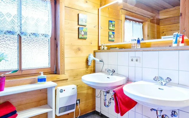 Chalet in Eben With Panoramic Mountain Views