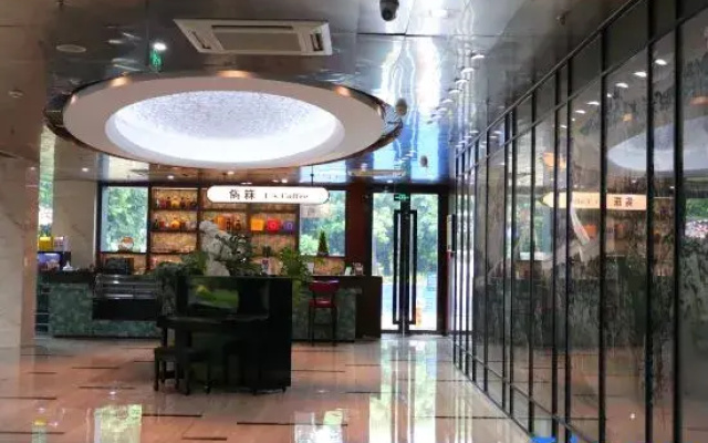 Oriental Courtyard Hotel