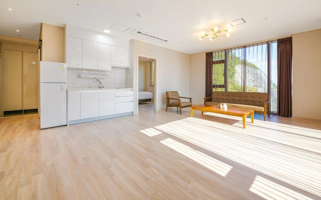 Yeosu Koji Hotel