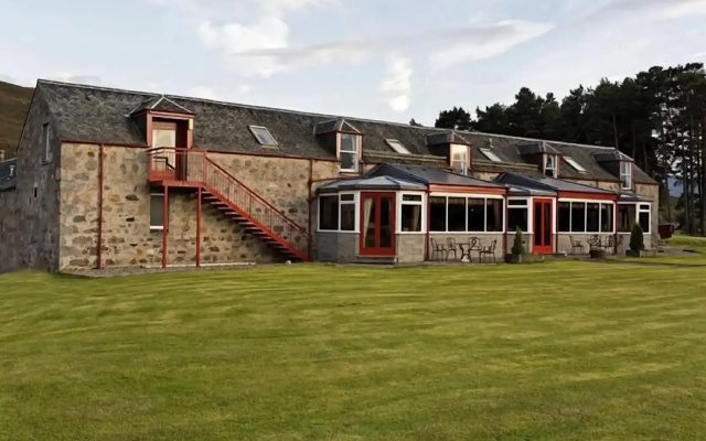 The Steadings at The Grouse & Trout