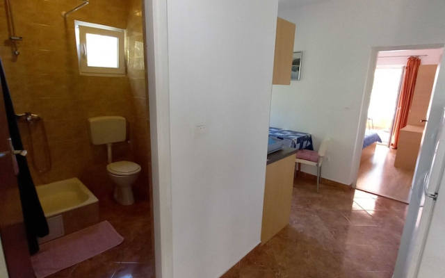 Apartments Vinko Mljet- One-bedroom Apartment With Terrace