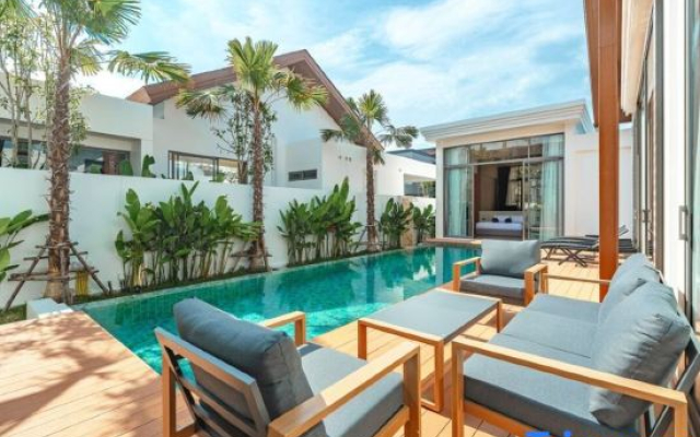 *Quiet Glamour Oasis - 4BR Poolside Sanctuary V186
