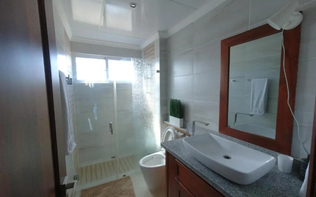 H2 Exclusive apartment near the the ocean