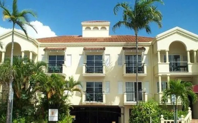Villa Vaucluse Apartments of Cairns