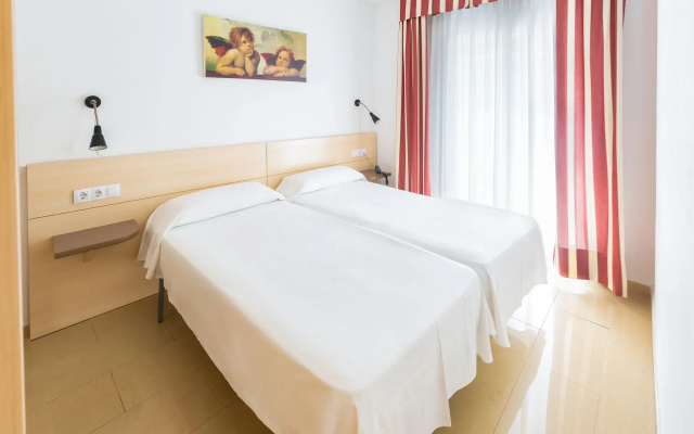 Neptuno Aparthotel