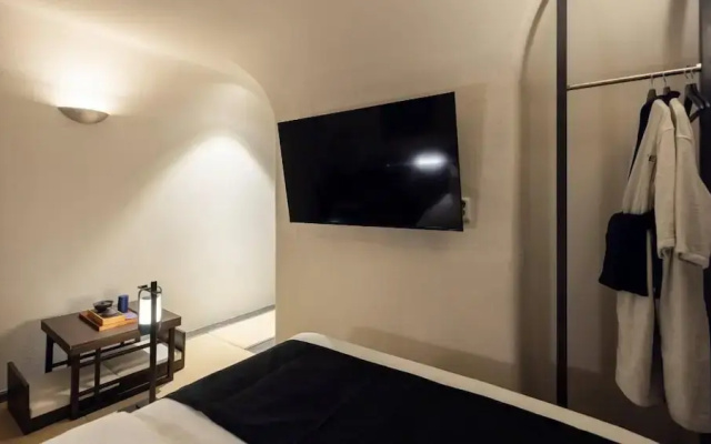 Cave Ryokan Hotel by Anook Sungshin Univ.