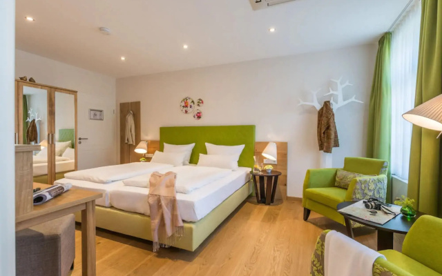 Tides Boutique Hotel
