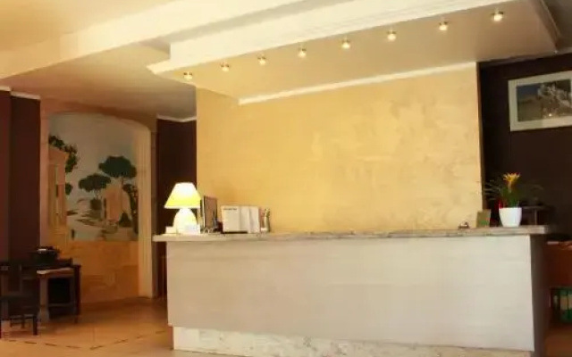 Hotel Emily Fiera