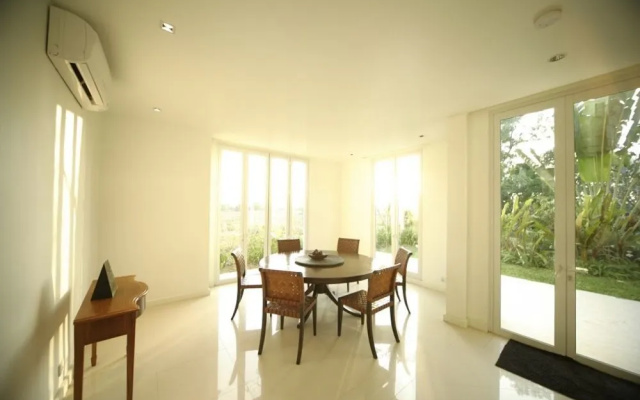 Tadarawadi Pool Villa at Phoenix Golf