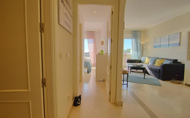 Bluebay Apartment - CT 108