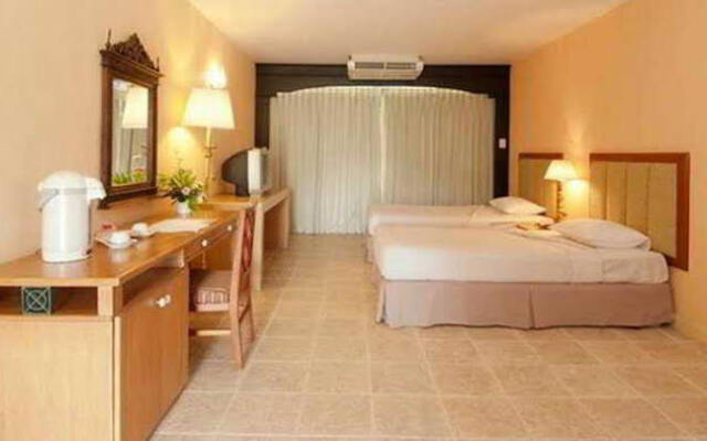 Отель Room No.170 at Milford Paradise комната для гостей