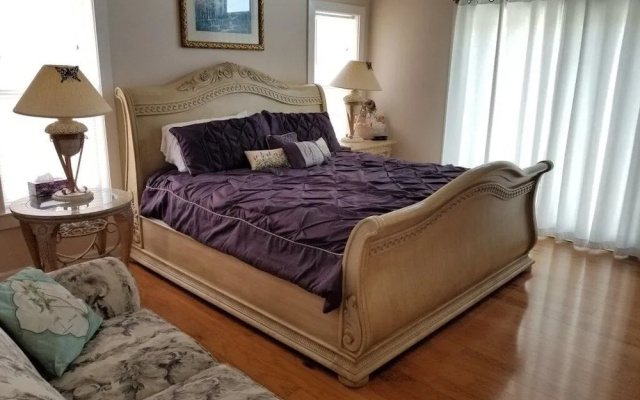Sweet Dreams Beach 6 Br Home by RedAwning