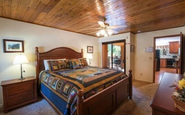 Scenic Wonders Bruin's Den 3 Bedrooms