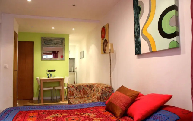 Bairro Alto Luz 2 Bedroom Apartment - RNU 69321