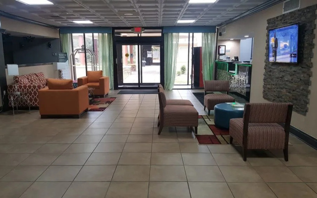 Rodeway Inn Airport