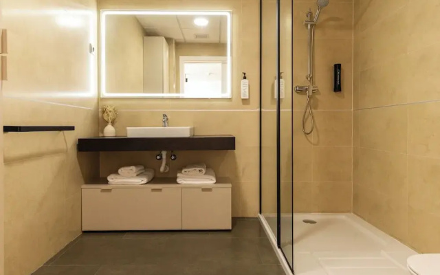 Guillman Suites