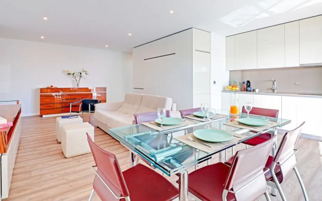 SKY Beach Apartment in Quarteira