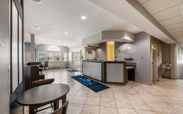 Microtel Inn & Suites by Wyndham Pearl River/Slidell