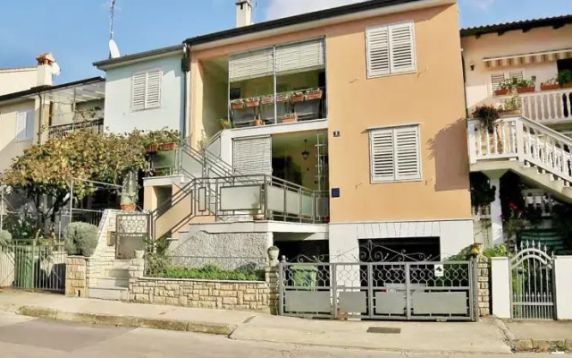 Apartments Lucio 399