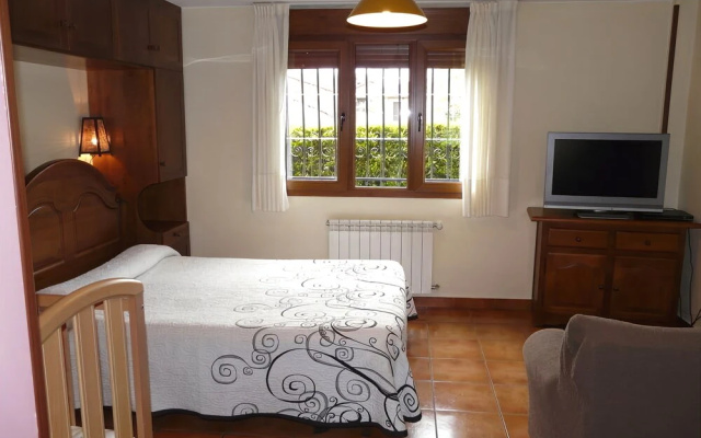 Apartamentos El Castañeu