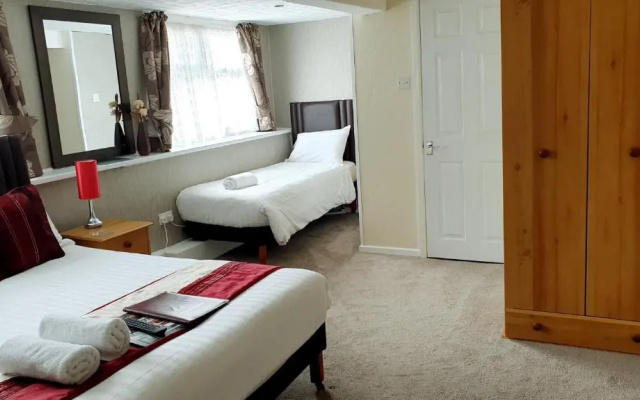 Hilbre Hotel