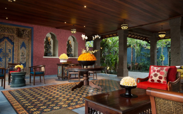 Отель Dwaraka The Royal Villas