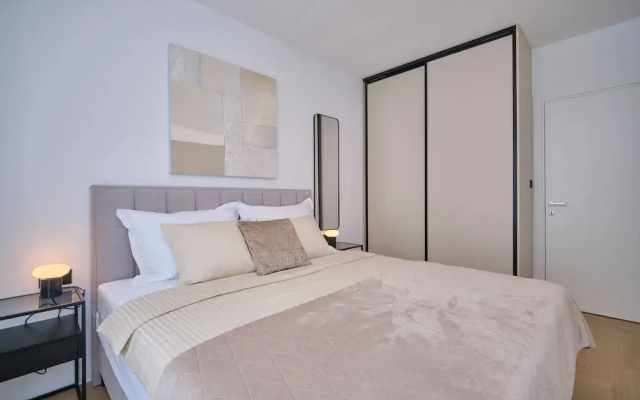 Splitful Apartment