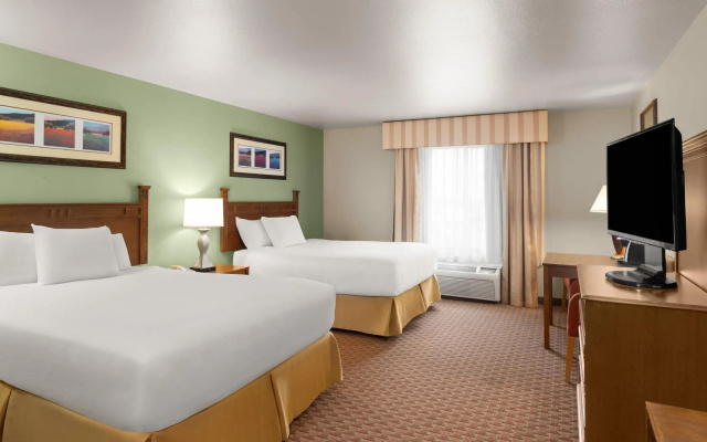 Baymont Inn and Suites by Wyndham Sturgis