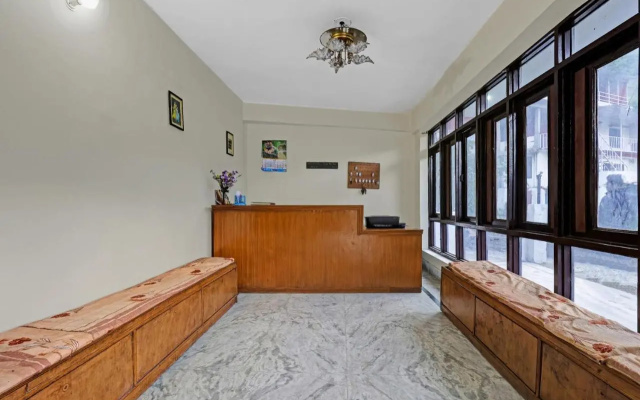 OYO 90062 Hotel Global Residency