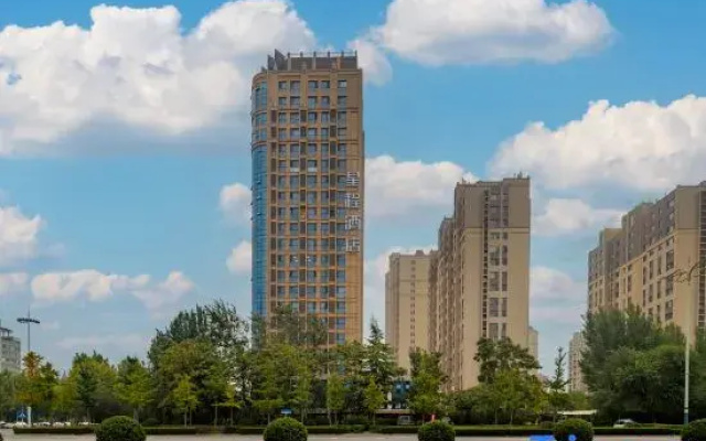 Starway Hotel (Weifang Beihai Road)