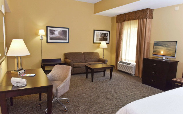 Hampton Inn & Suites Alexandria