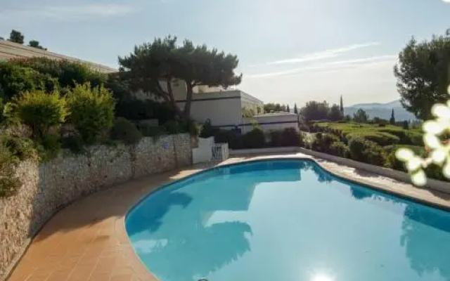 Superbe T2 44m2 - Grande Terrasse Vue Mer Panoramique Exceptionnelle Piscine - Parking