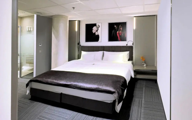 Fashion City Hotel