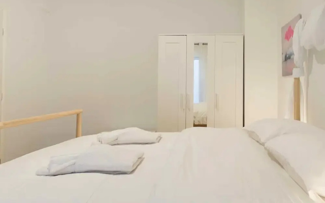 65m² homm Hype Koukaki Flat - B